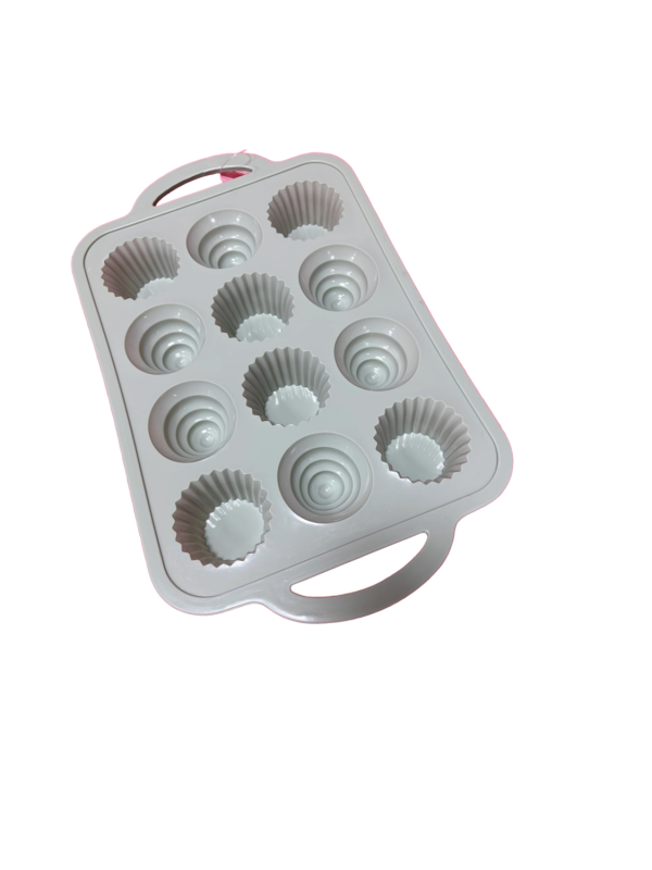 СИЛИКОНОВА ФОРМА ЗА МЪФИНИ EK-G186